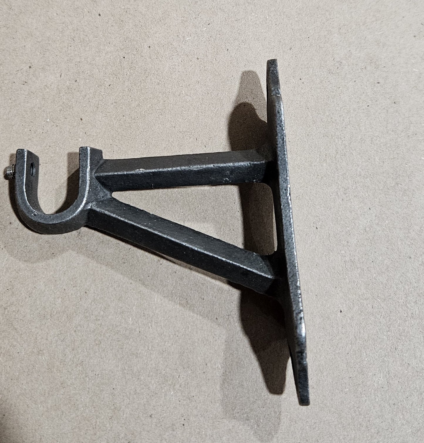 Vintage Hook Rail - Support Bracket - 2 styles - Closed round end (19 mm rod) or open round end (15 mm rod)