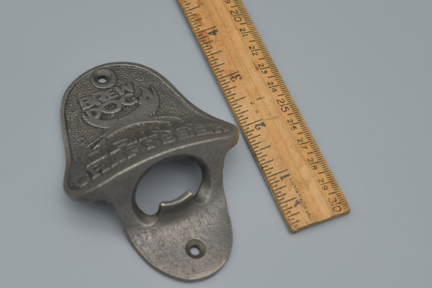Brew Dog “Drink Craft Beer” Bottle Opener – Cast Iron Barware – Novelty Beer Lover Gift – Industrial Pub Décor