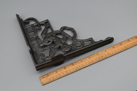 Cherub Shelf Bracket - Antique Iron - 9.5” x 9.5”