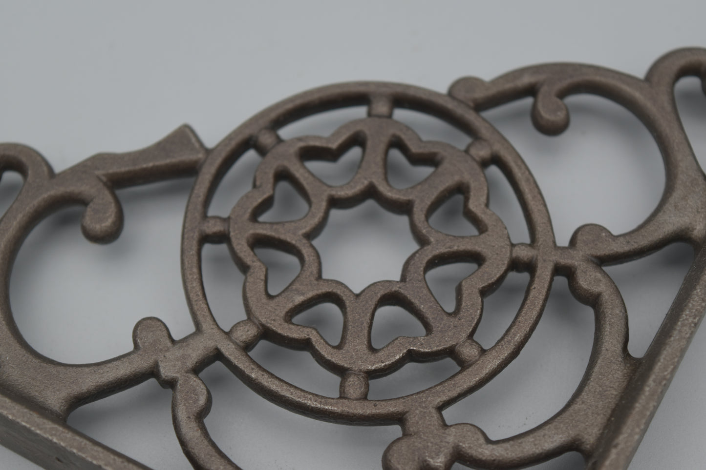 Cobweb Bracket - 4 sizes