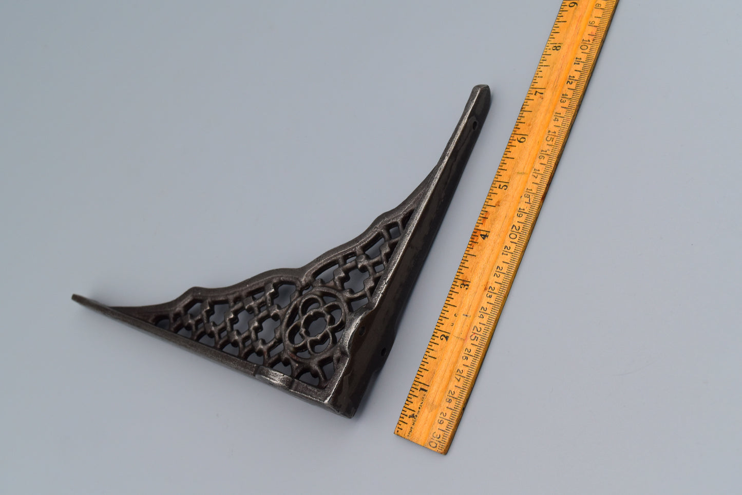Jali-Lattice Bracket 7" x 8.5"