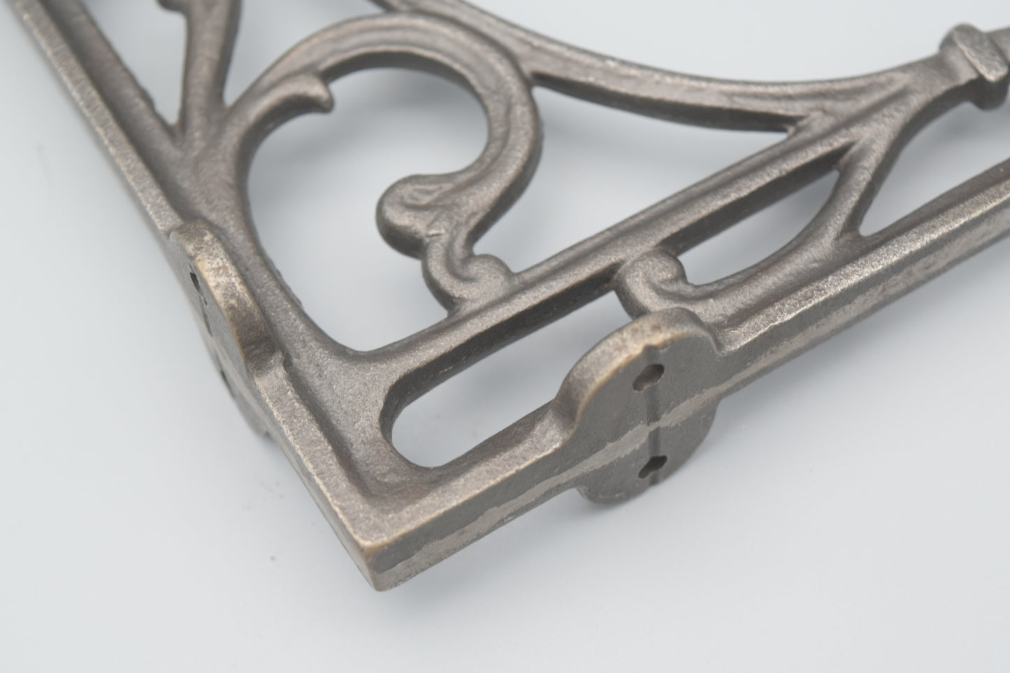 Heritage Antique Iron Bracket - 6 Sizes