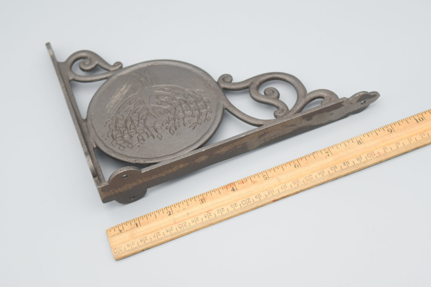 Fever tree Antique Iron Shelf Bracket 180 mm