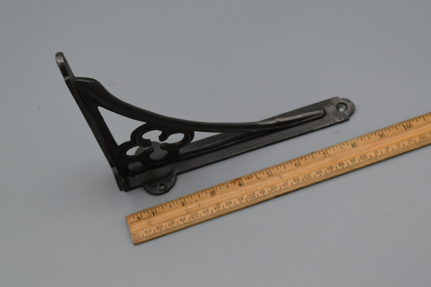 Gothic Bracket with lugs 7 1/4" x 8 3/4"