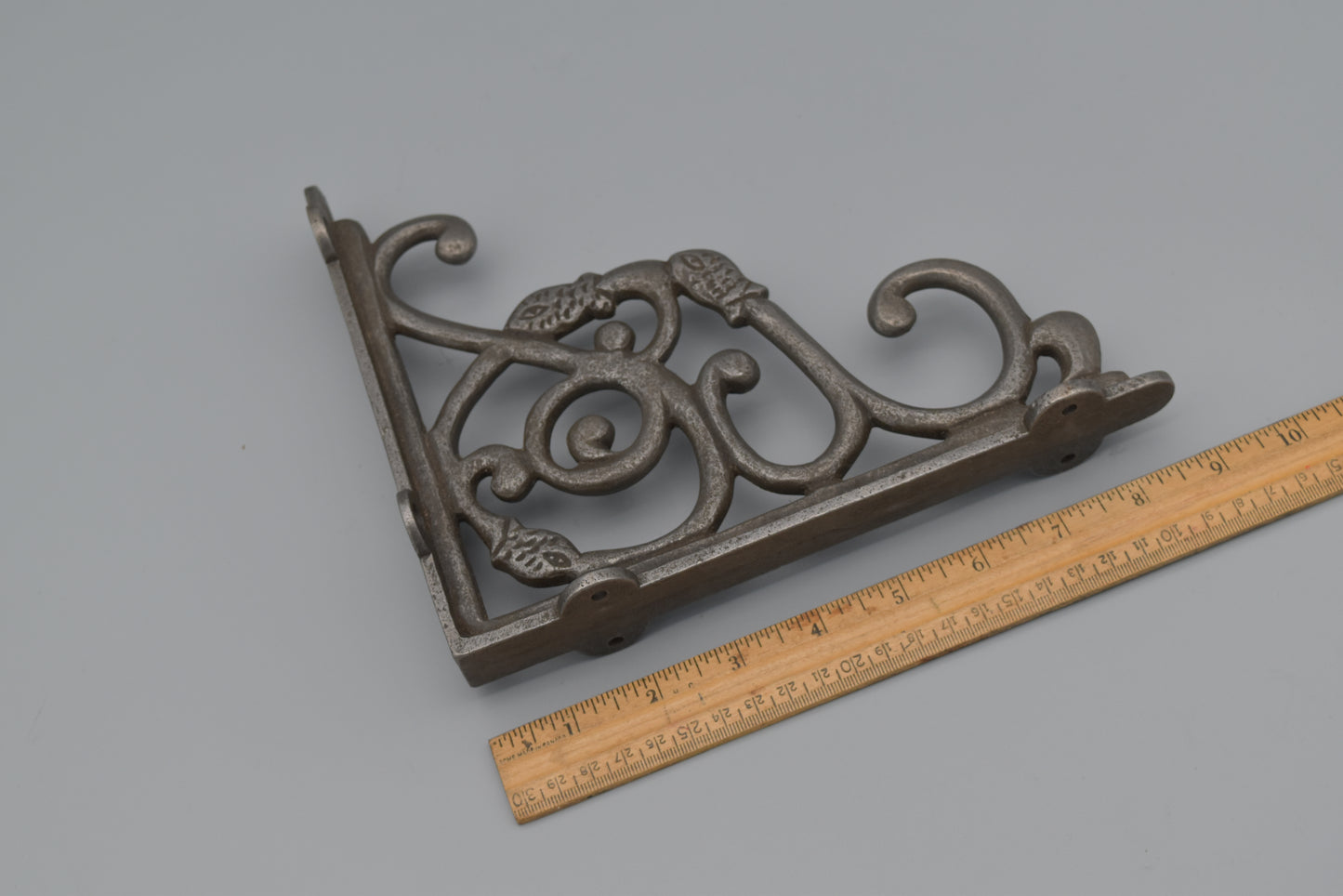 Dutch Bracket 7.5" x 8.5"