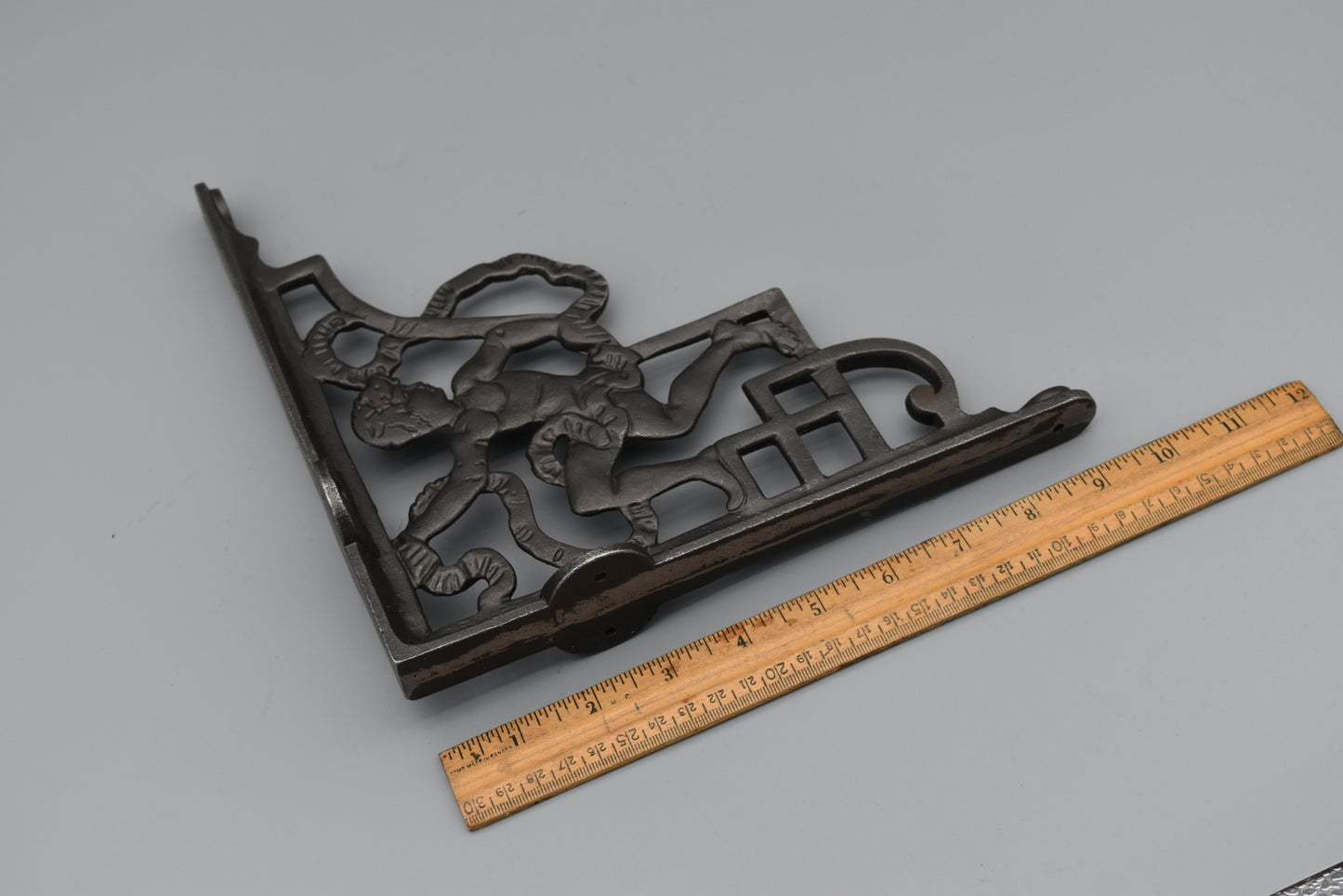 Cherub Shelf Bracket - Antique Iron - 9.5” x 9.5”