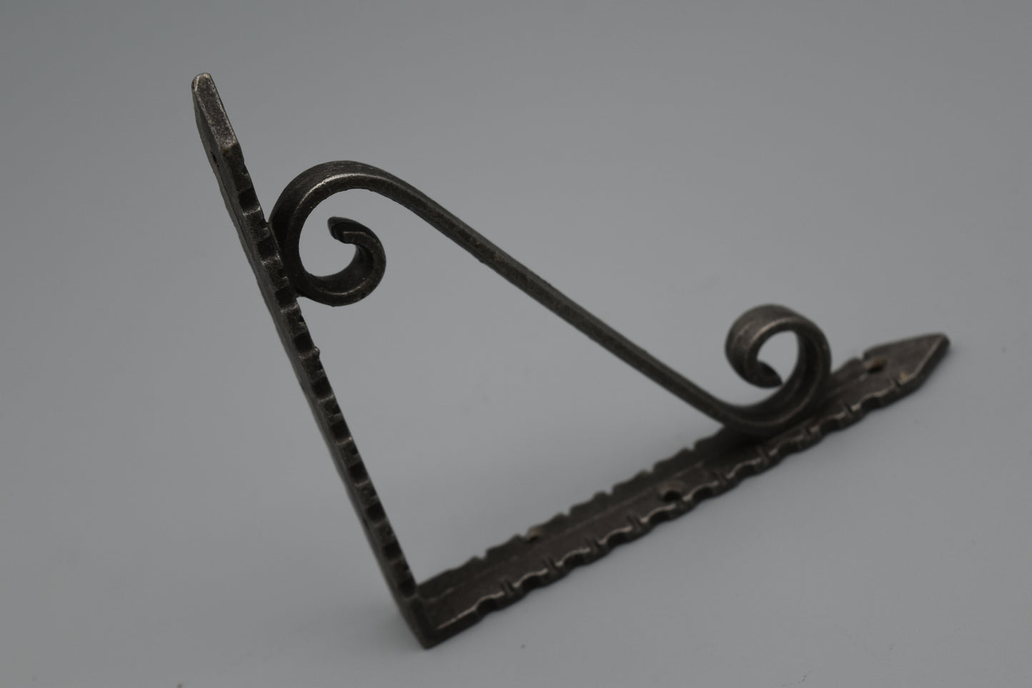 Antique Iron 6" by 6" Scroll Shelf Bracket