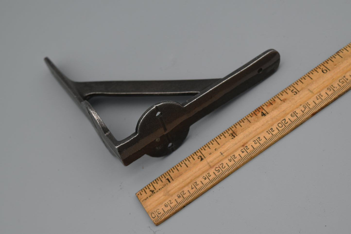 The Gallows - 5"X5" regular style, 5"X5" with alternative style, 6"X6" regular style - Cast Iron Heavy-Duty Shelf Bracket with Plains lugs