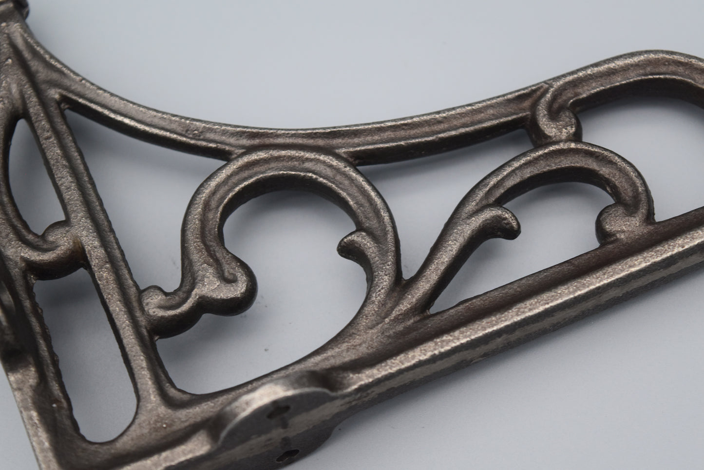 Heritage Antique Iron Bracket - 6 Sizes