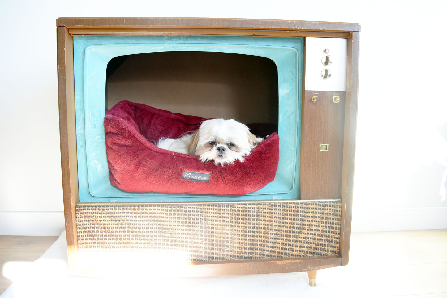 TV Bar
