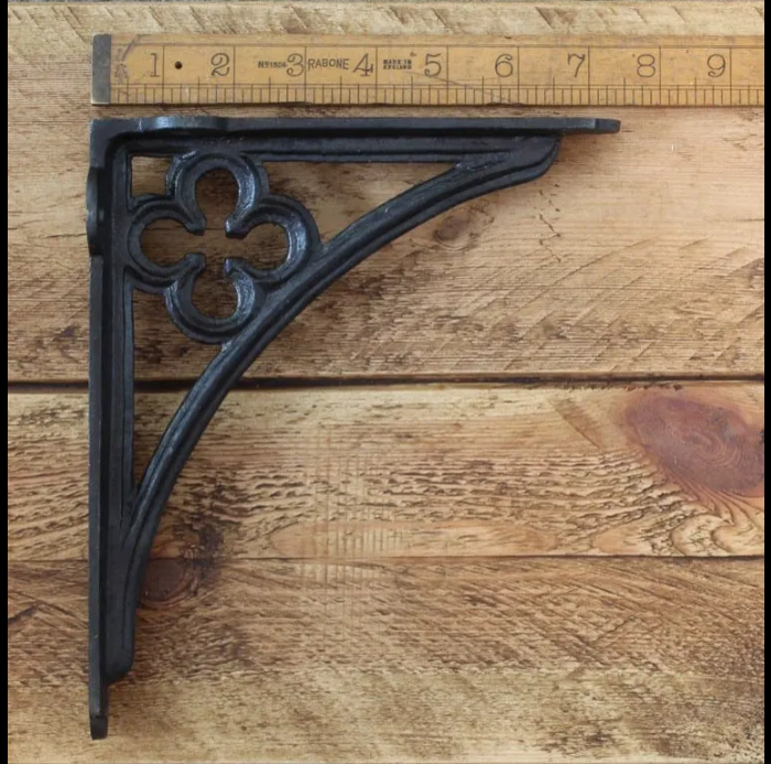 Gothic Bracket - Plain - 7.3" x 8.5"