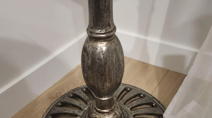 Brandon Bistro Pedestal Table "Heavy DUTY"