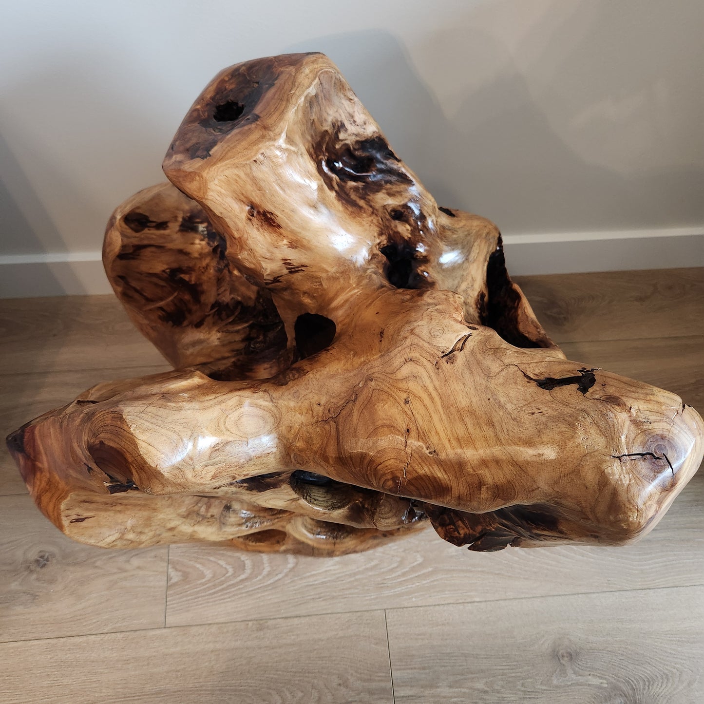 Reclaimed Wood Wine Bottle Holder - 8 bottles