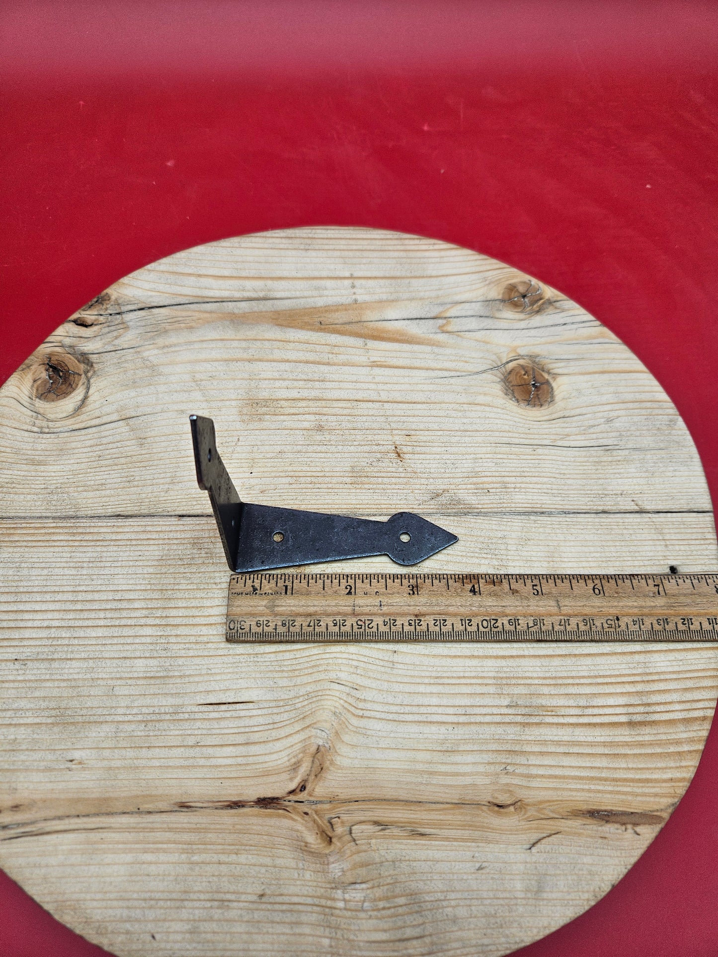 Arrowhead Corner Strap - 2.75" & 4" Antique Iron or Rustic Finish