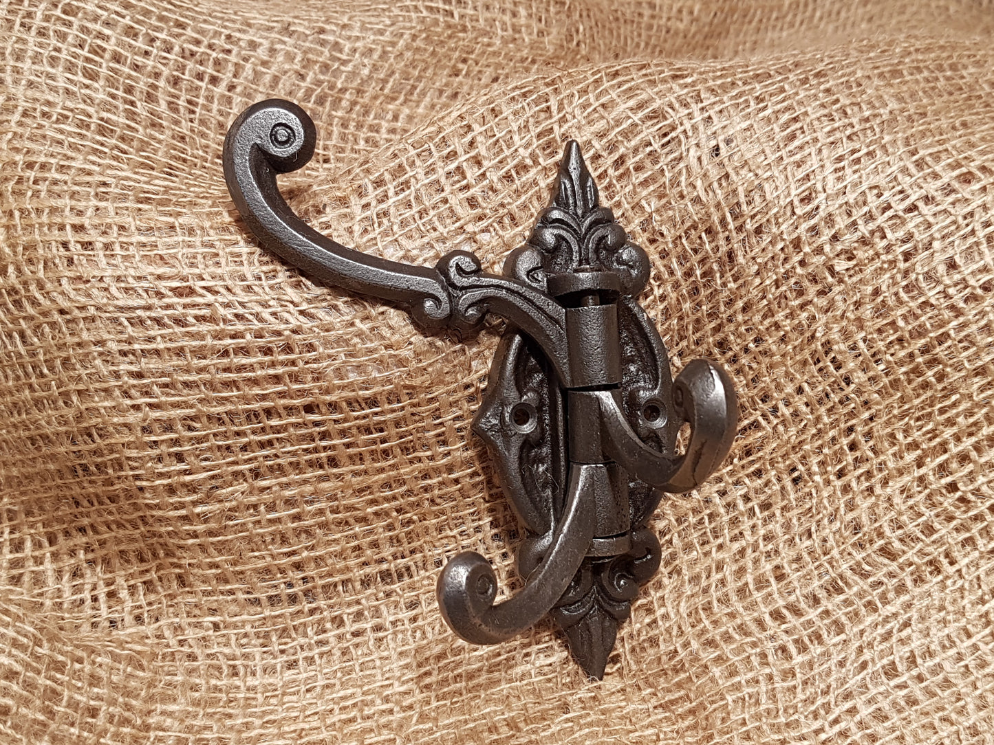 Alexandra triple swivel hooks (wall Mount)