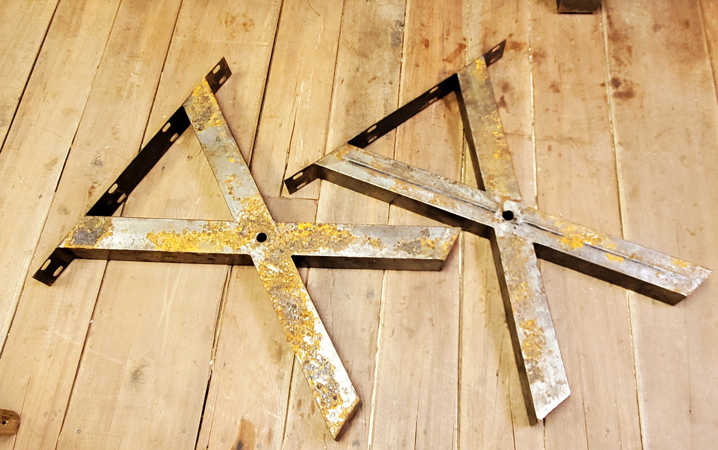 Cross Section Table - Spearhead Collection - - Country Farmhouse, D.I.Y. - Do It Yourself Projects, Home Decor, Industrial hardware, Millwork Hardware