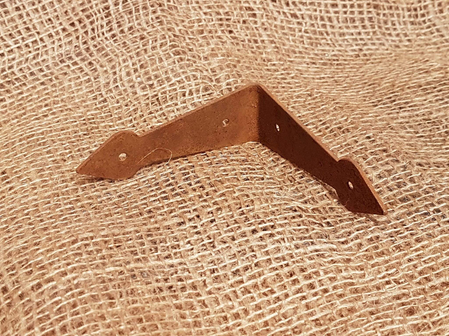 Arrowhead Corner Strap - 2.5" & 4"