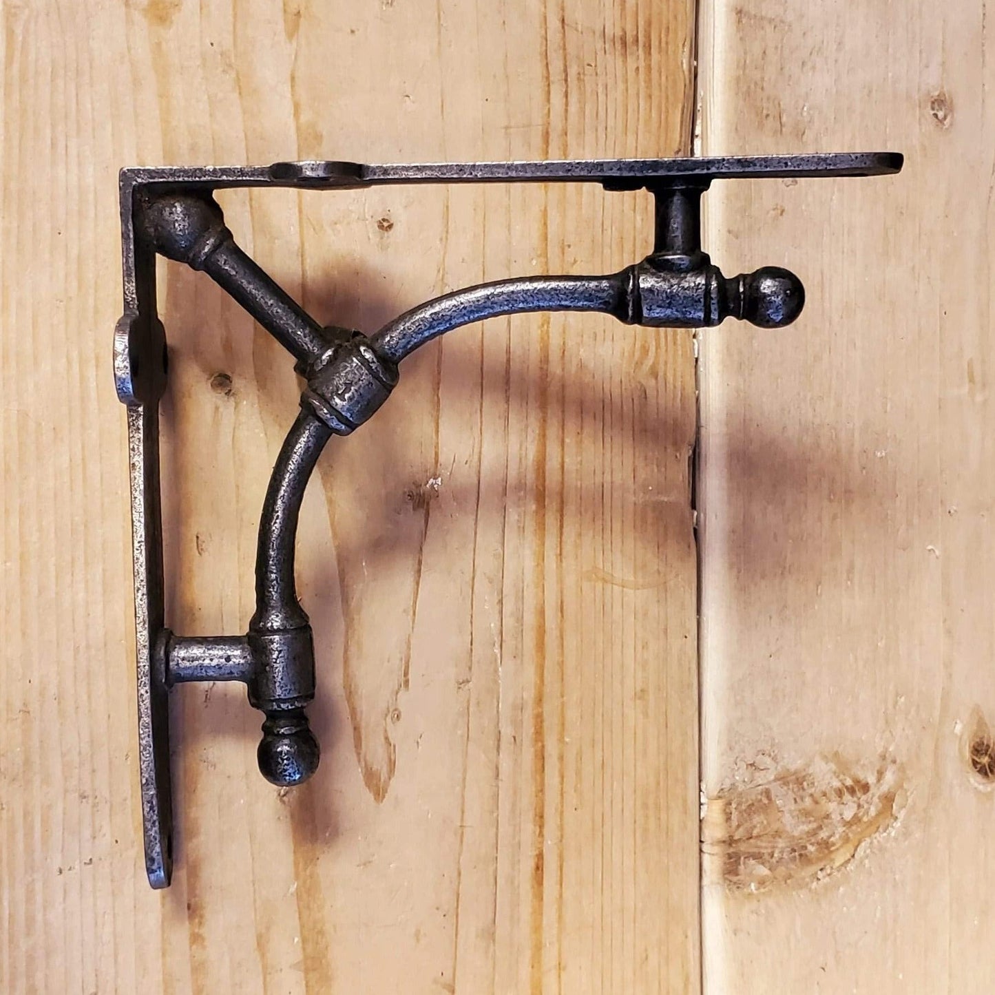 Albion Shelf Bracket - 2 sizes