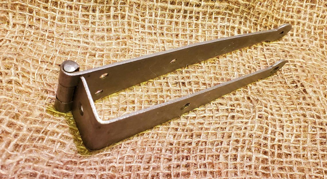 Stepped Hinge - 3/4" x 8" - Spearhead Collection - Hinges - Hinges