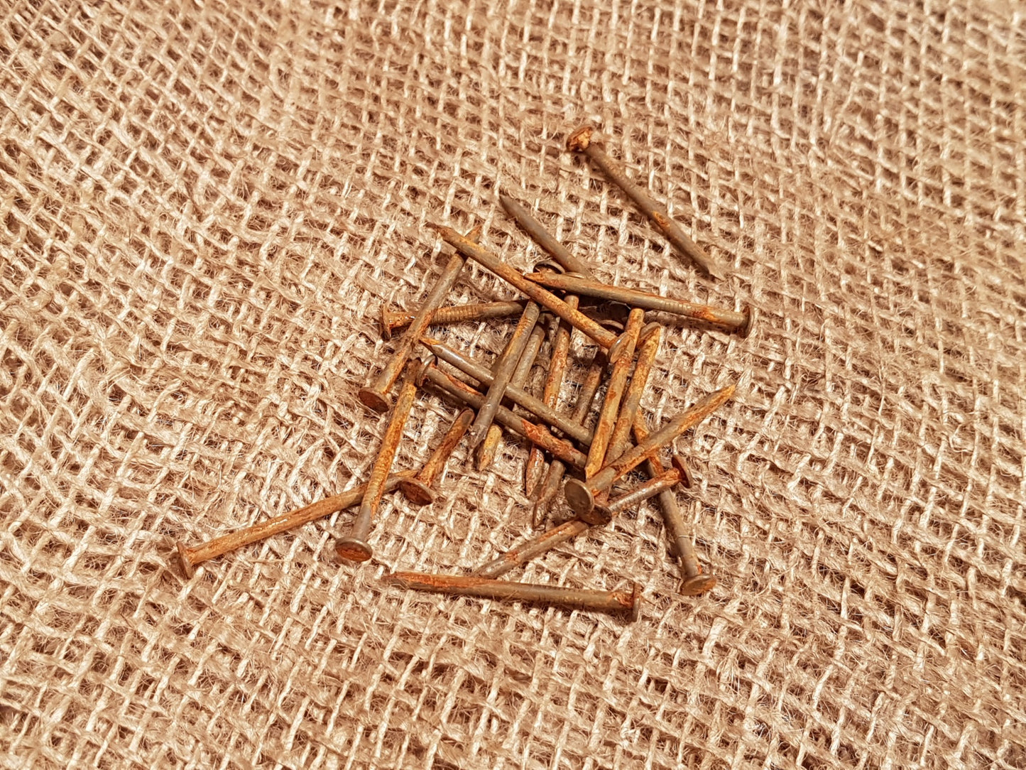 Rusty steel nails 2" (25 pack) - Spearhead Collection - Nails – Spikes – Studs - Hardware, Millwork Hardware, Nails, Rusted Finish