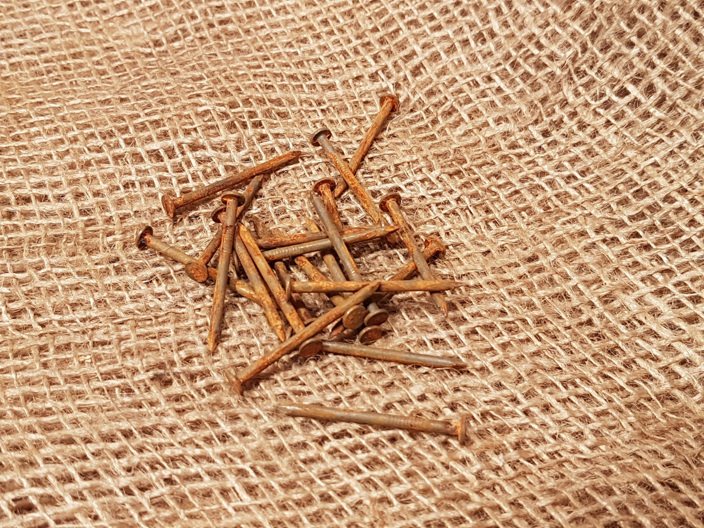 Rusty steel nails 2" (25 pack) - Spearhead Collection - Nails – Spikes – Studs - Hardware, Millwork Hardware, Nails, Rusted Finish