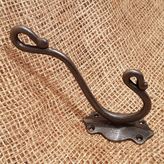 Trunk Style hat & Coat Hook - Spearhead Collection - Hat and Coat Hooks - Country Farmhouse, Hat and Coat Hooks