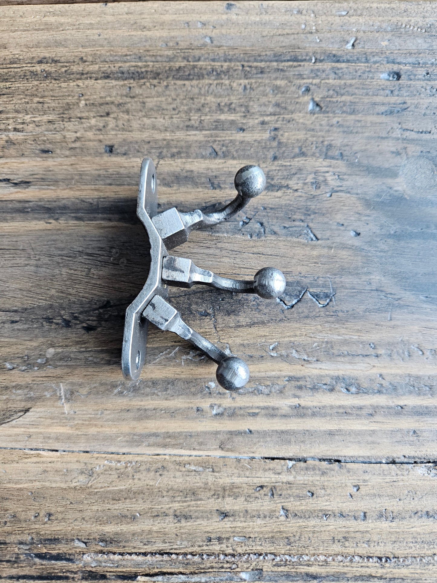 Coat Hook Triple HAWTHORN