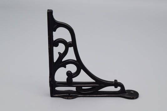 Heritage Antique Iron Bracket - Black -  7″ x 7.75″