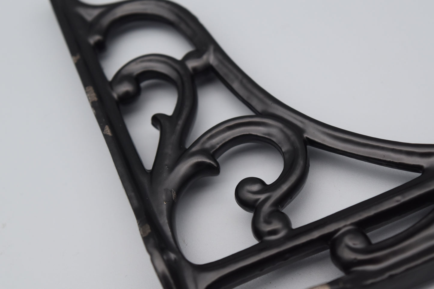 Heritage Antique Iron Bracket - Black -  7″ x 7.75″
