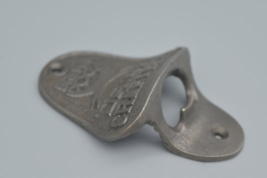 Brew Dog “Drink Craft Beer” Bottle Opener – Cast Iron Barware – Novelty Beer Lover Gift – Industrial Pub Décor