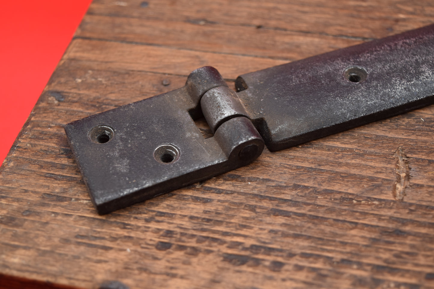 Kubek Strap Hinge - Silver Black Finish