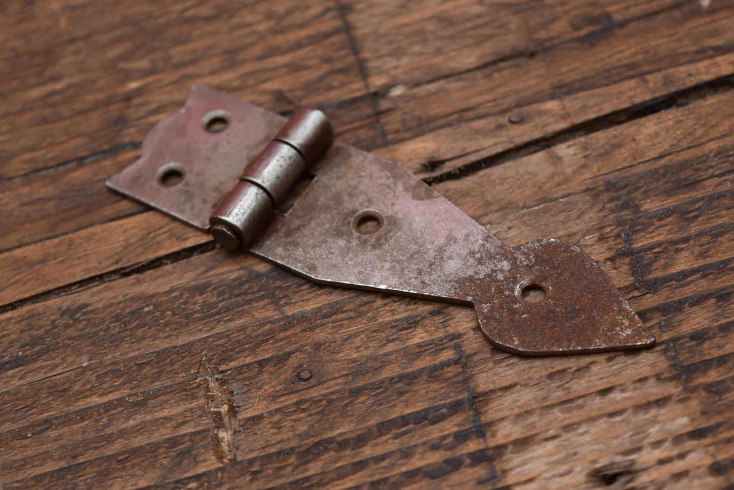 Spearhead Hinge - 5" Rusted Finish