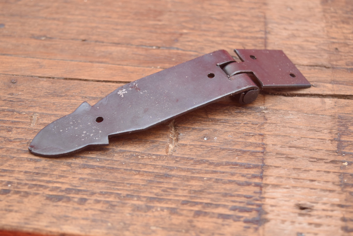 Strap Hinge Arrowhead Oil-Black 5"
