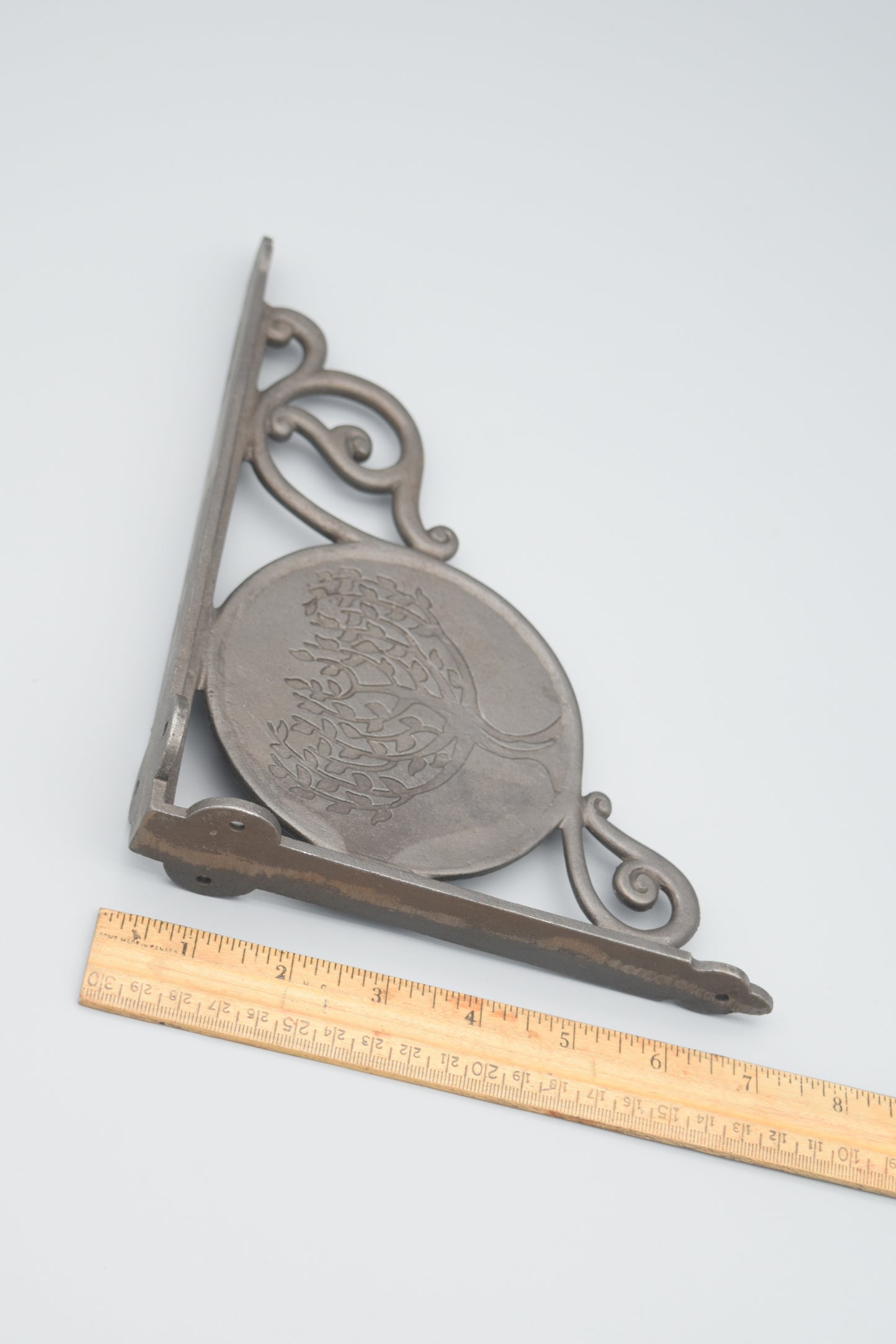 Fever tree Antique Iron Shelf Bracket 180 mm