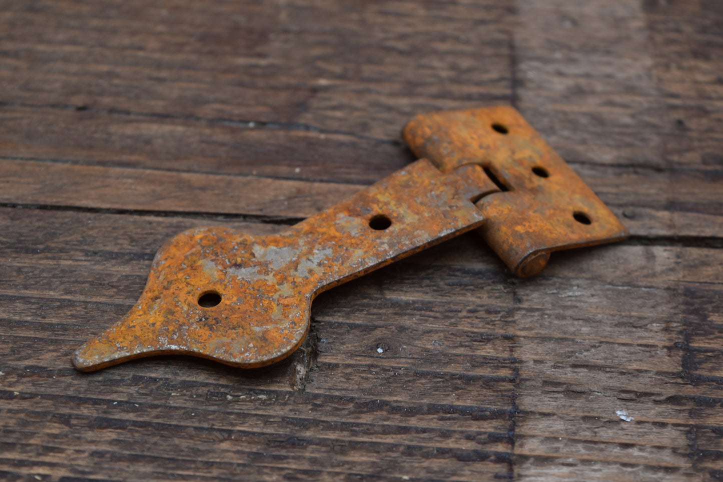 Spearhead Hinge - 5" Rusted Finish