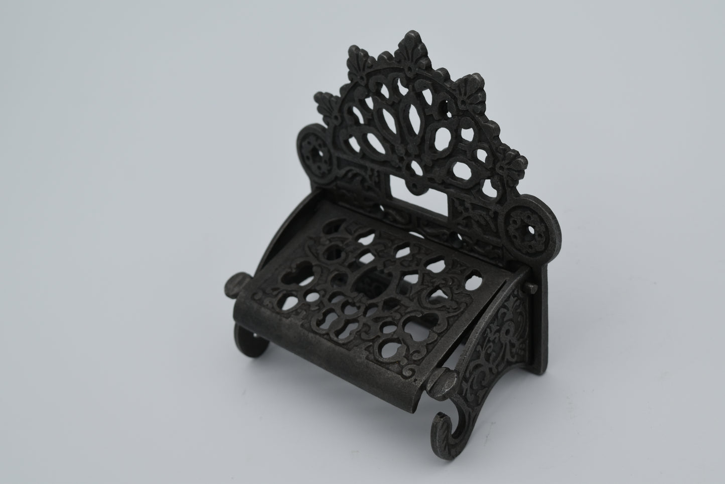 Victorian with Lid Antique Iron - Toilet Paper Holder