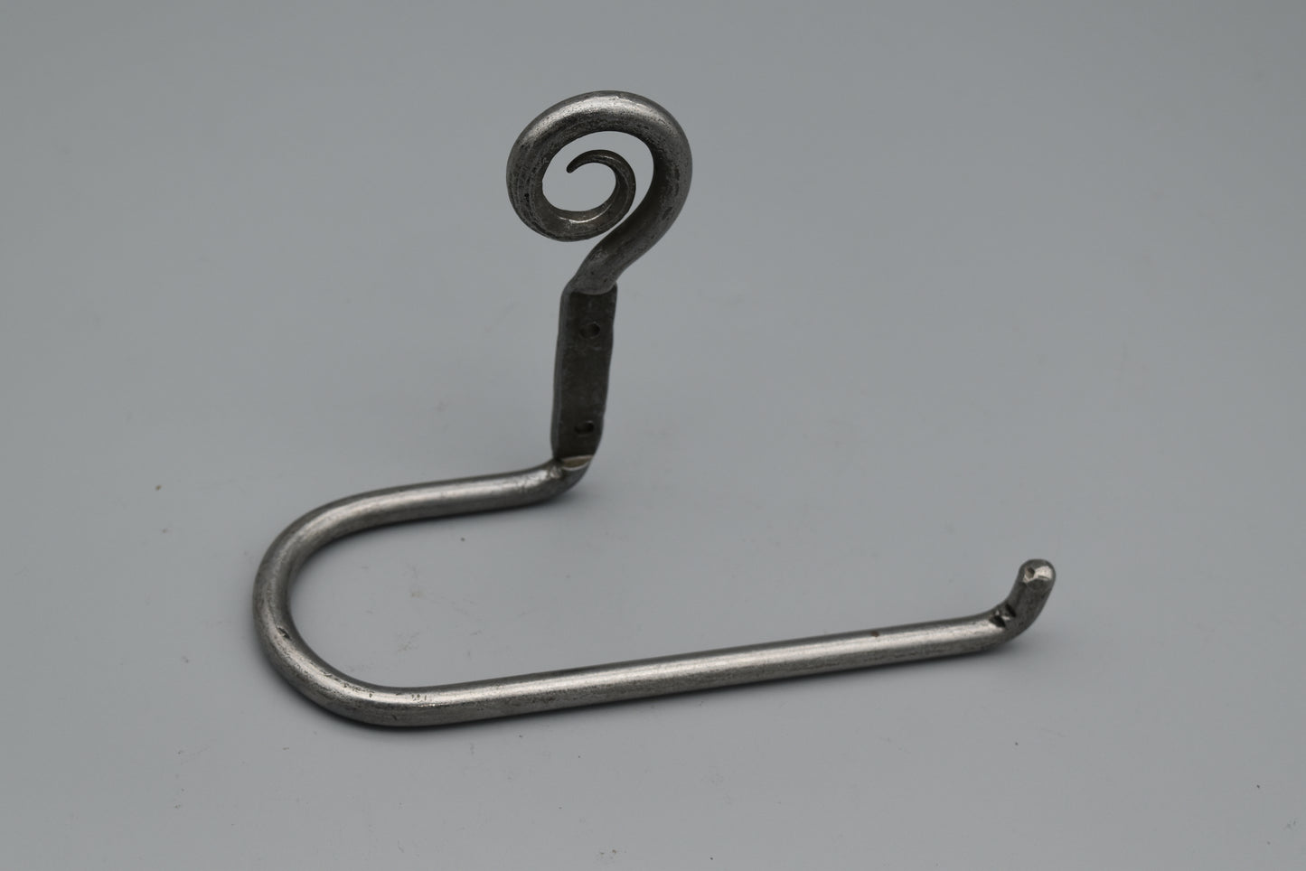 Curly Scroll Top Antique Iron - Toilet Paper Holder