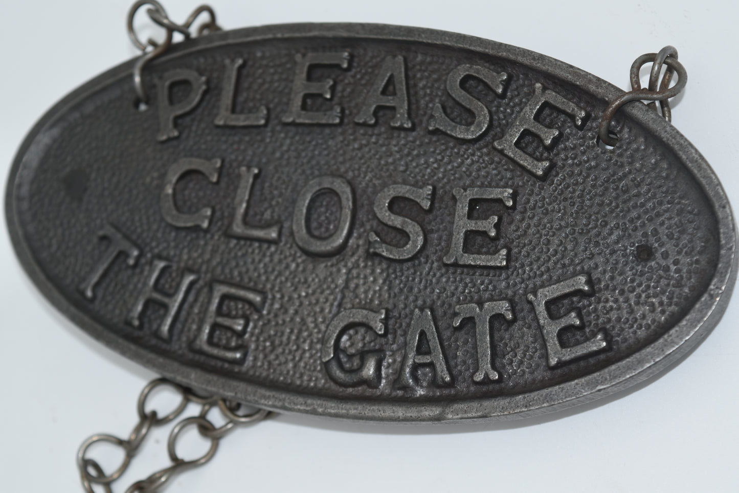 Please Close the Gate - with Chain