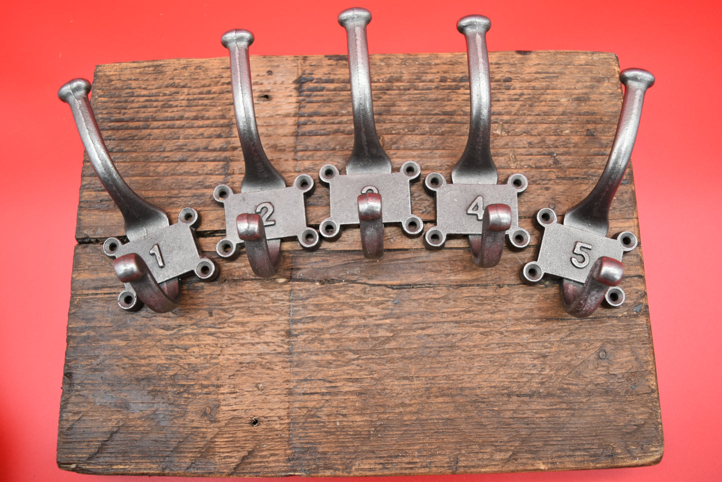 Retro Vintage Numbered 1-5 Hat & Coat Hook Set