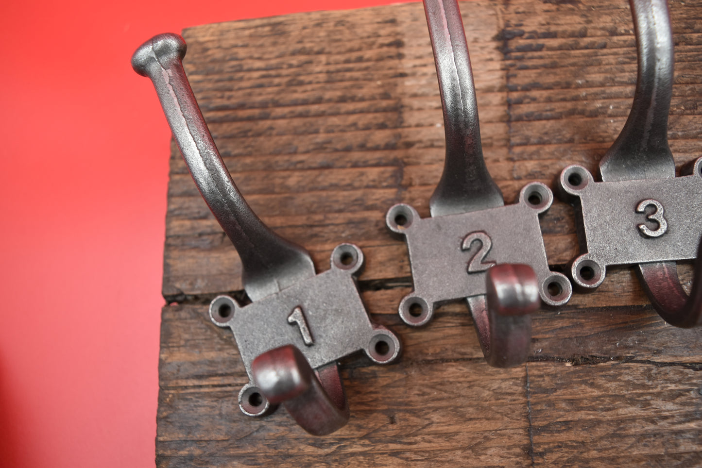 Retro Vintage Numbered 1-5 Hat & Coat Hook Set