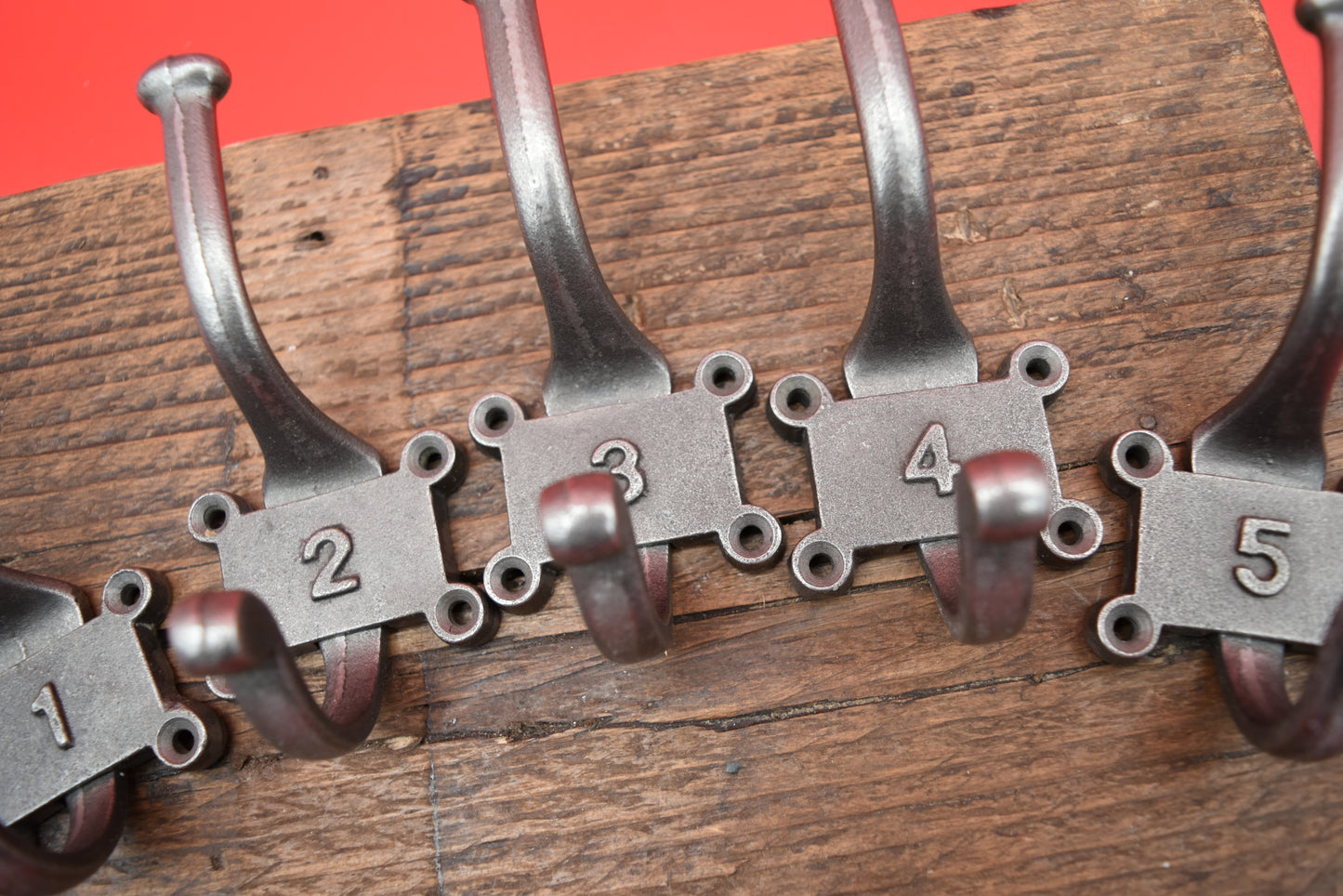 Retro Vintage Numbered 1-5 Hat & Coat Hook Set