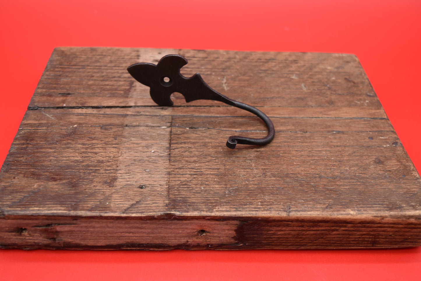 Fleur-De-Lys Hook
