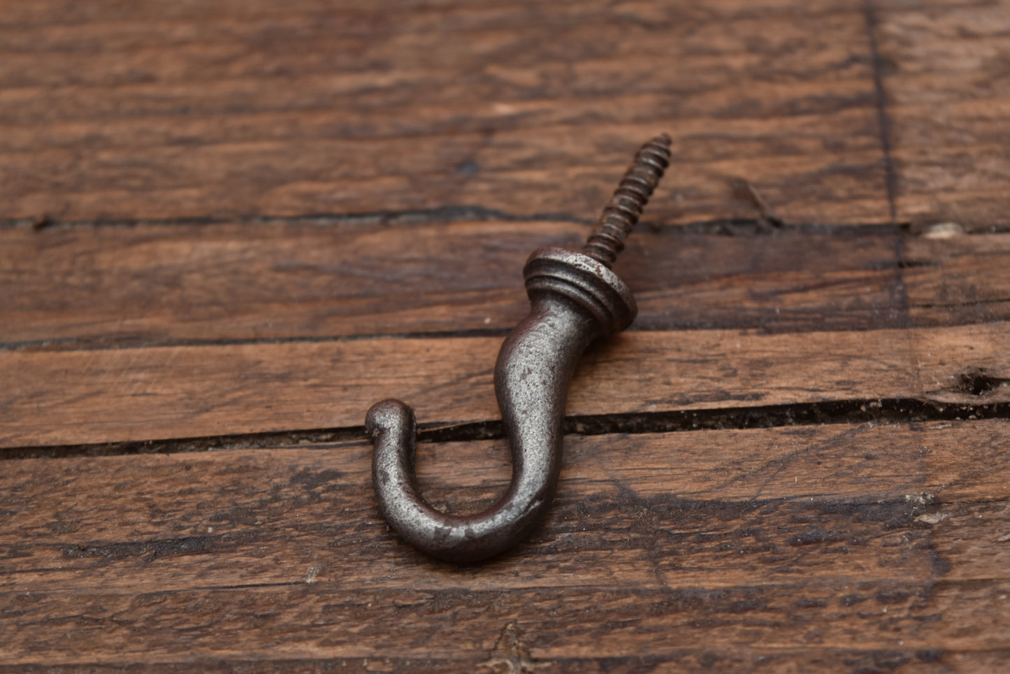 Screw-In Hook - Long Thread