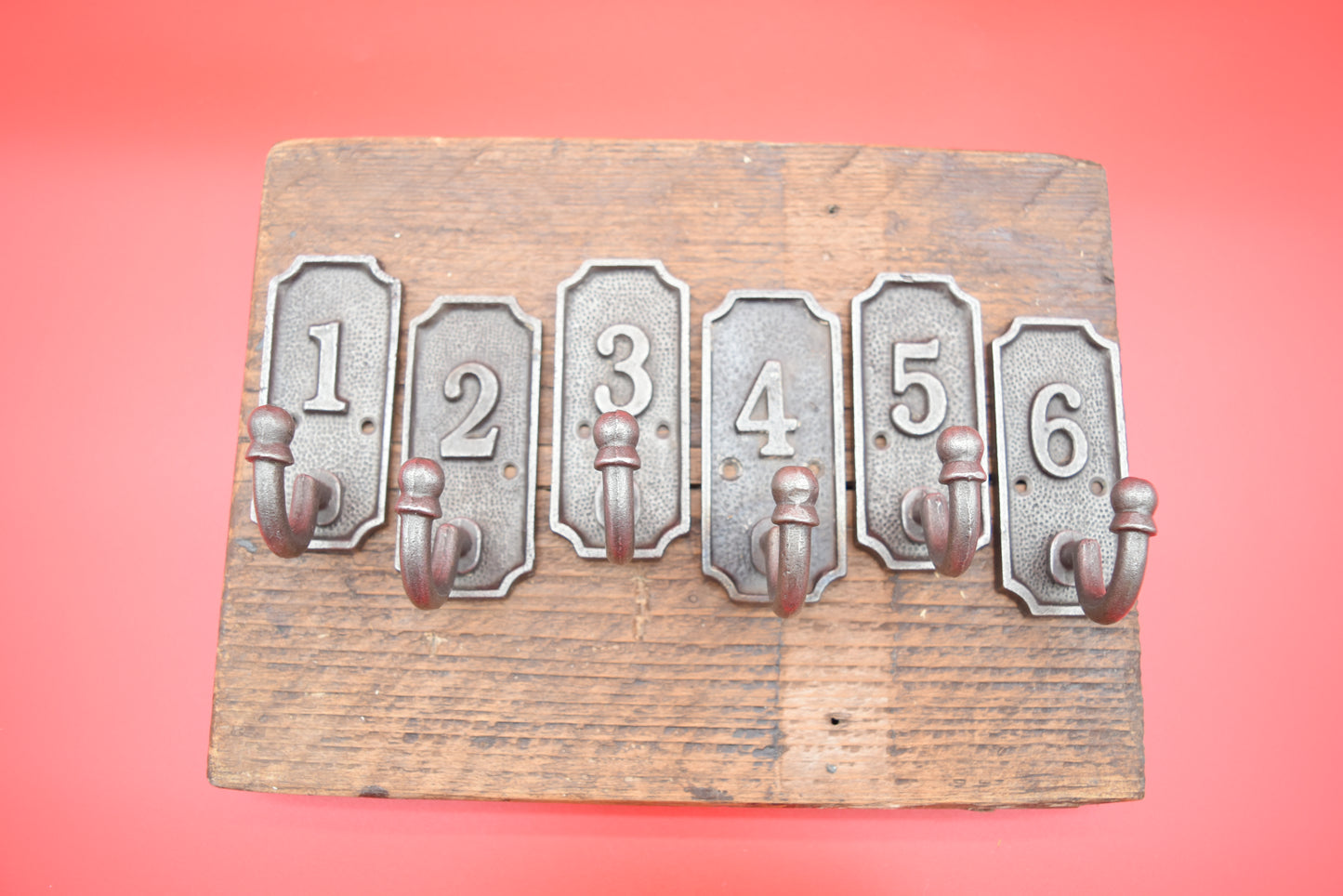 Square Plaque - Numbered Hooks Set 1-6