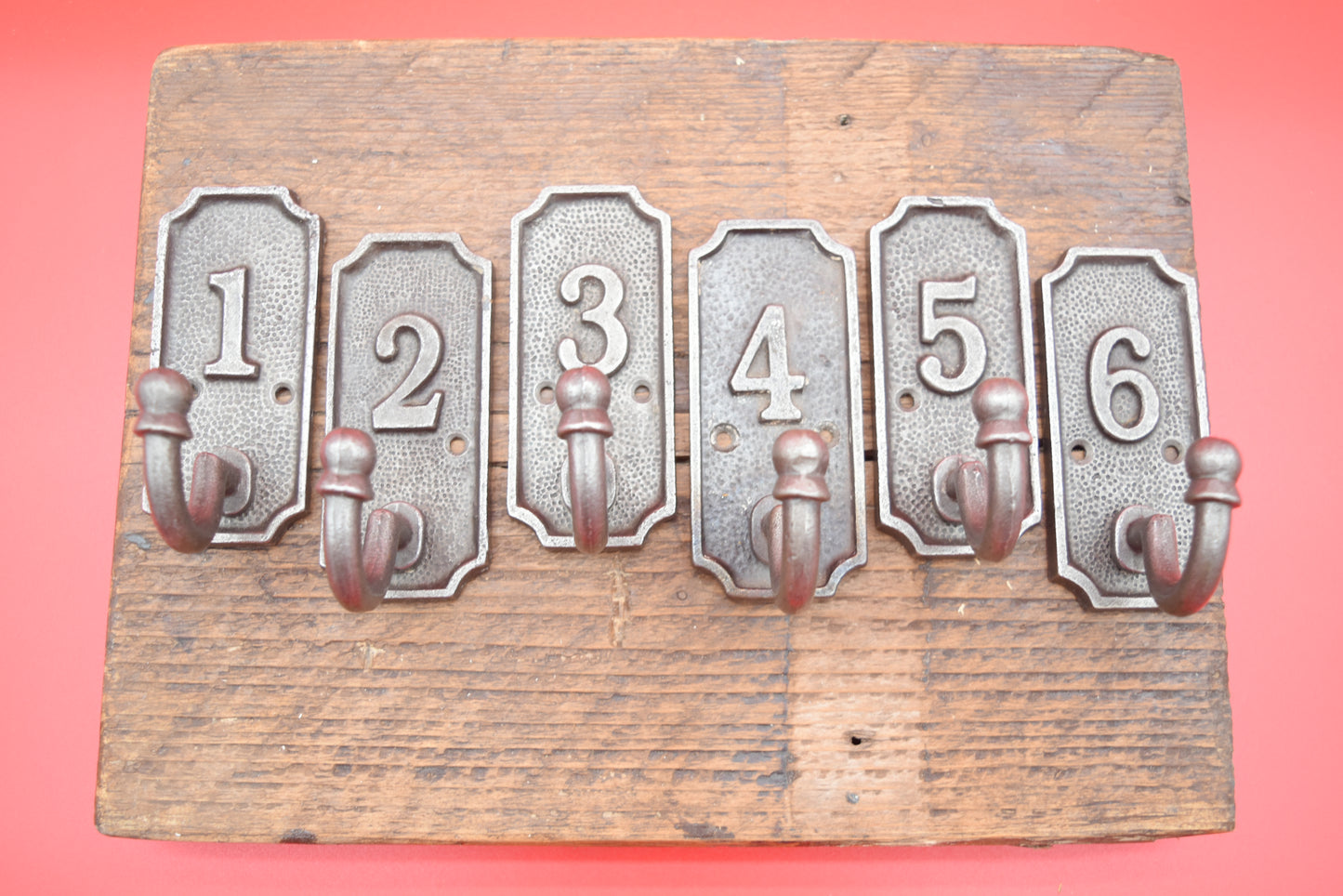 Square Plaque - Numbered Hooks Set 1-6