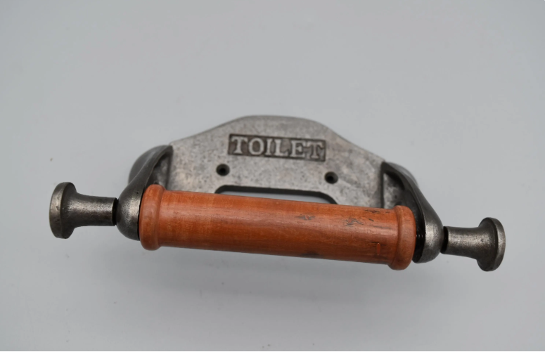 The 'Toilet' Back Vintage - Toilet Paper Holder - 2 Styles