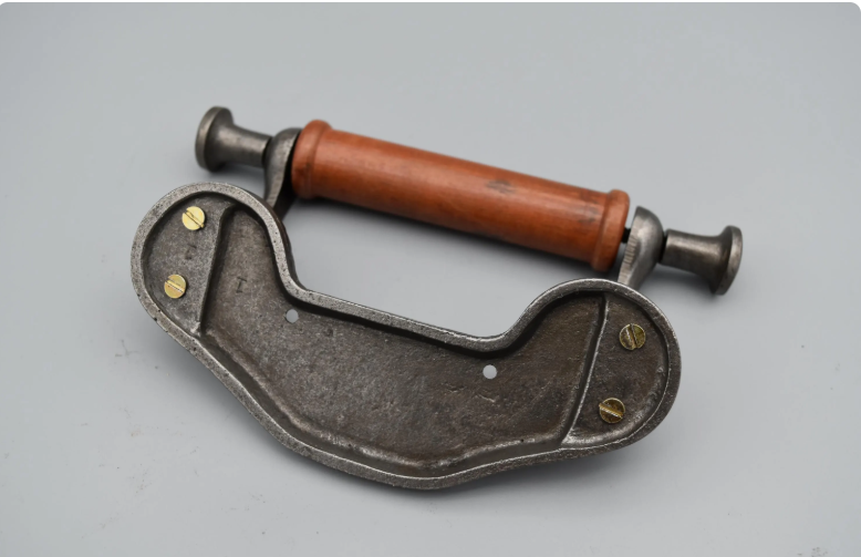 The 'Toilet' Back Vintage - Toilet Paper Holder - 2 Styles