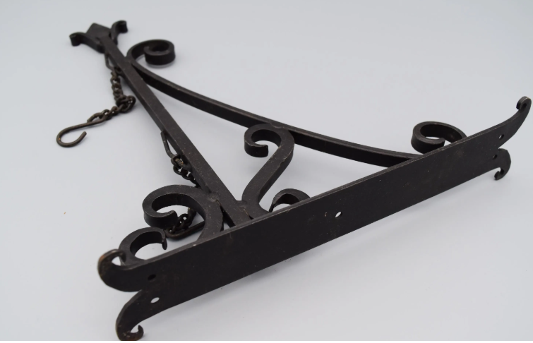 Pub Style Hanging Bracket with chains