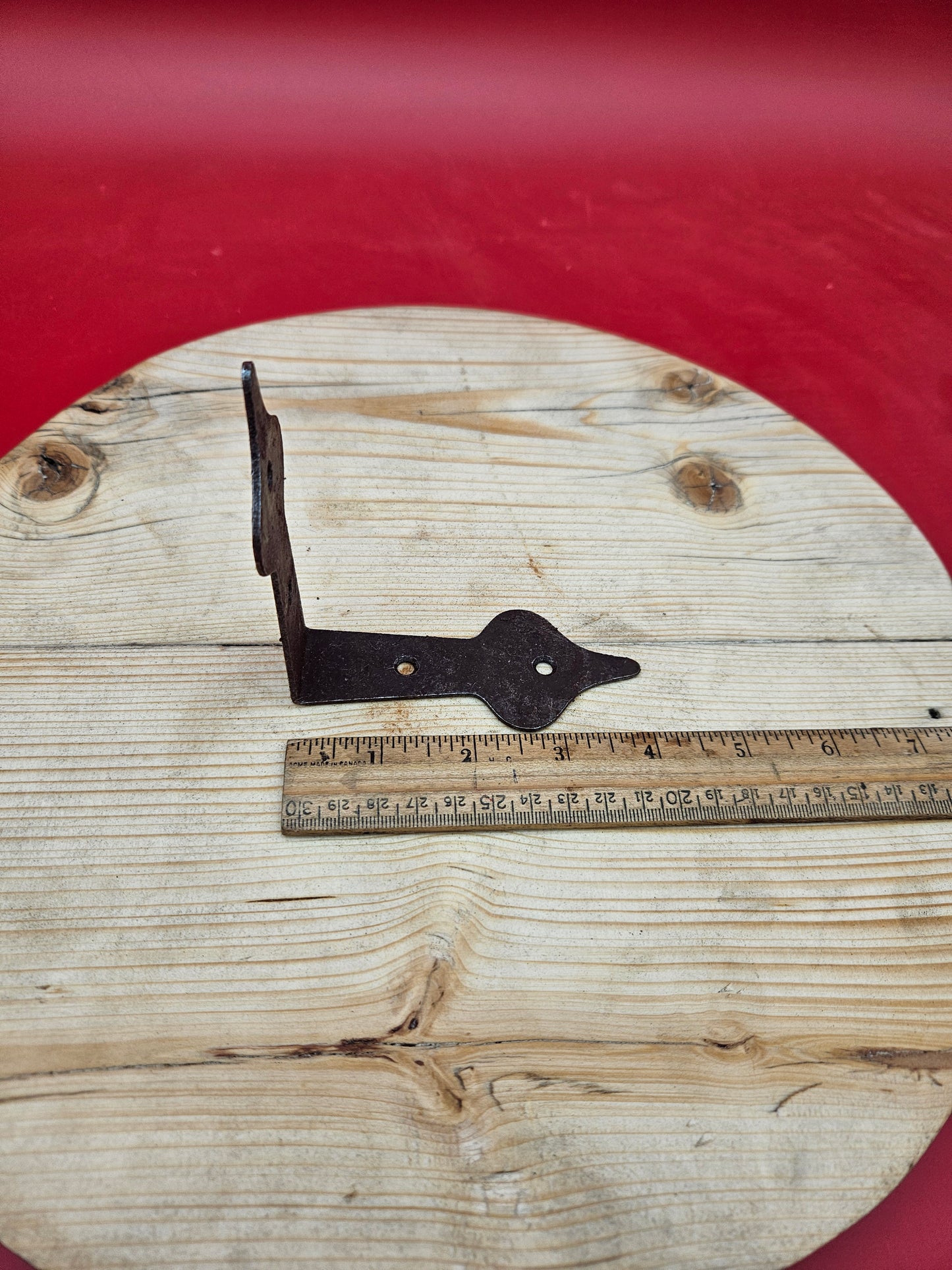 Spearhead Corner Strap - 4" x 4" Rusted or Antique Iron Finish