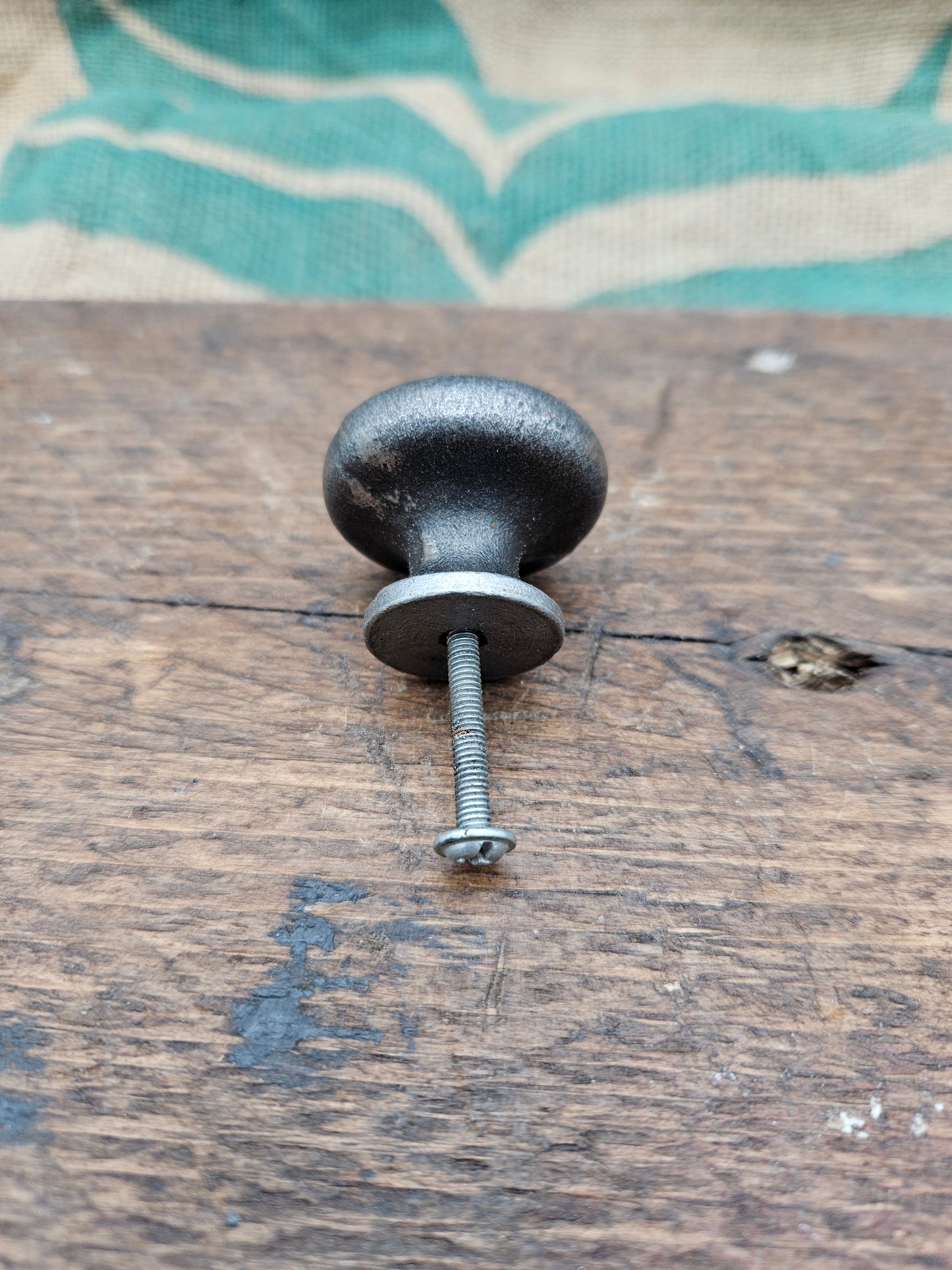 Plain Shaker Round Drawer Knob - Antique Iron